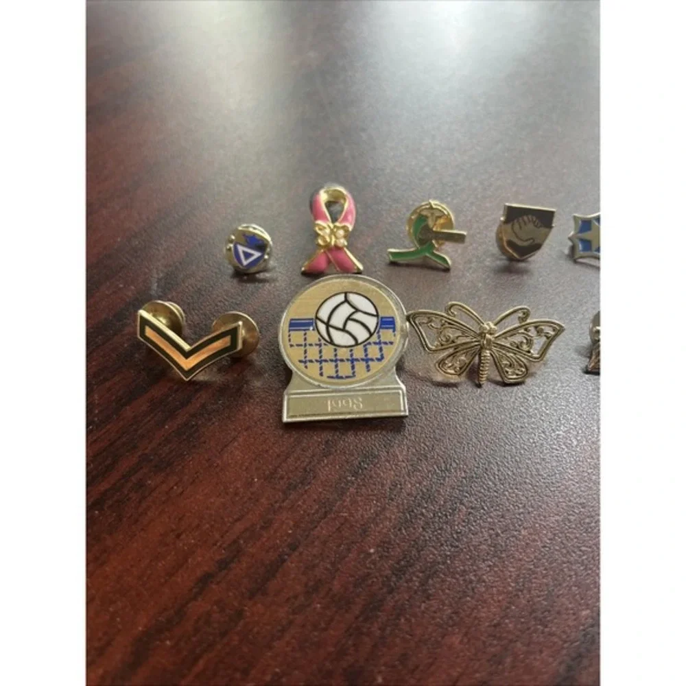 Lot Of 10 Random Mixed Lapel Hat Pins‎ A9